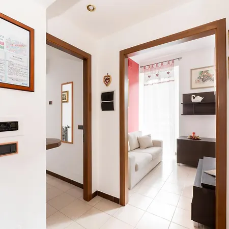 Tiffany 住宿加早餐酒店 多莫多索拉