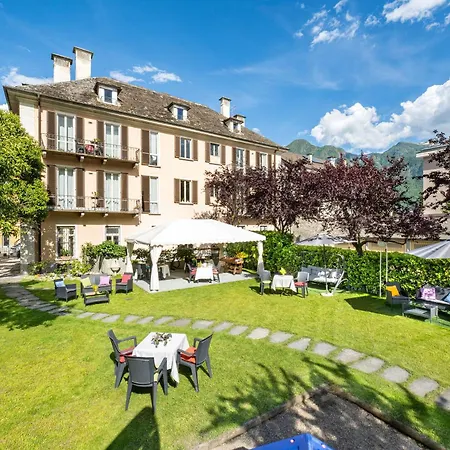 Tiffany Bed & Breakfast 3*